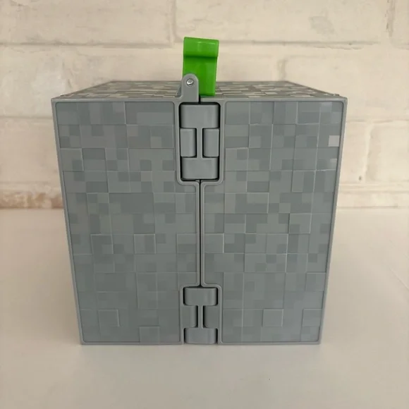 Minecraft Stone Case For Mini Figures Collector Display Case Storage Box - Picture 2 of 12